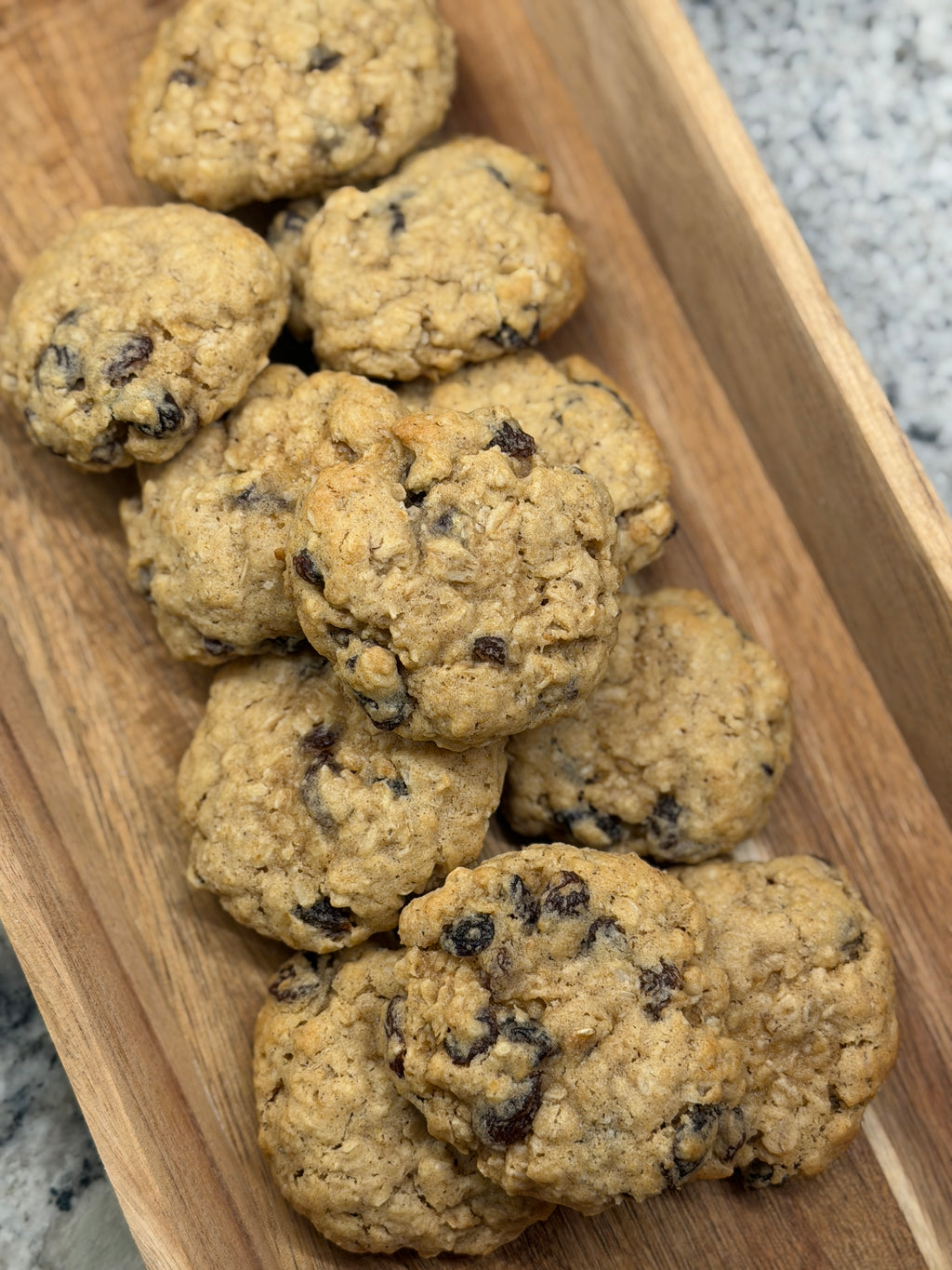 Chewy Oatmeal Raisin Cookies